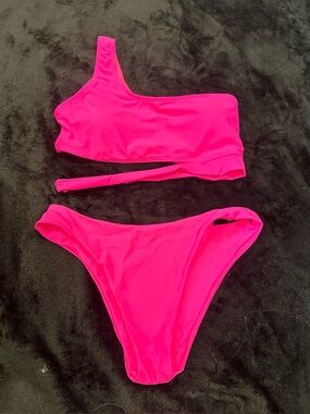 One-Shoulder Neon Pink Bikini Set